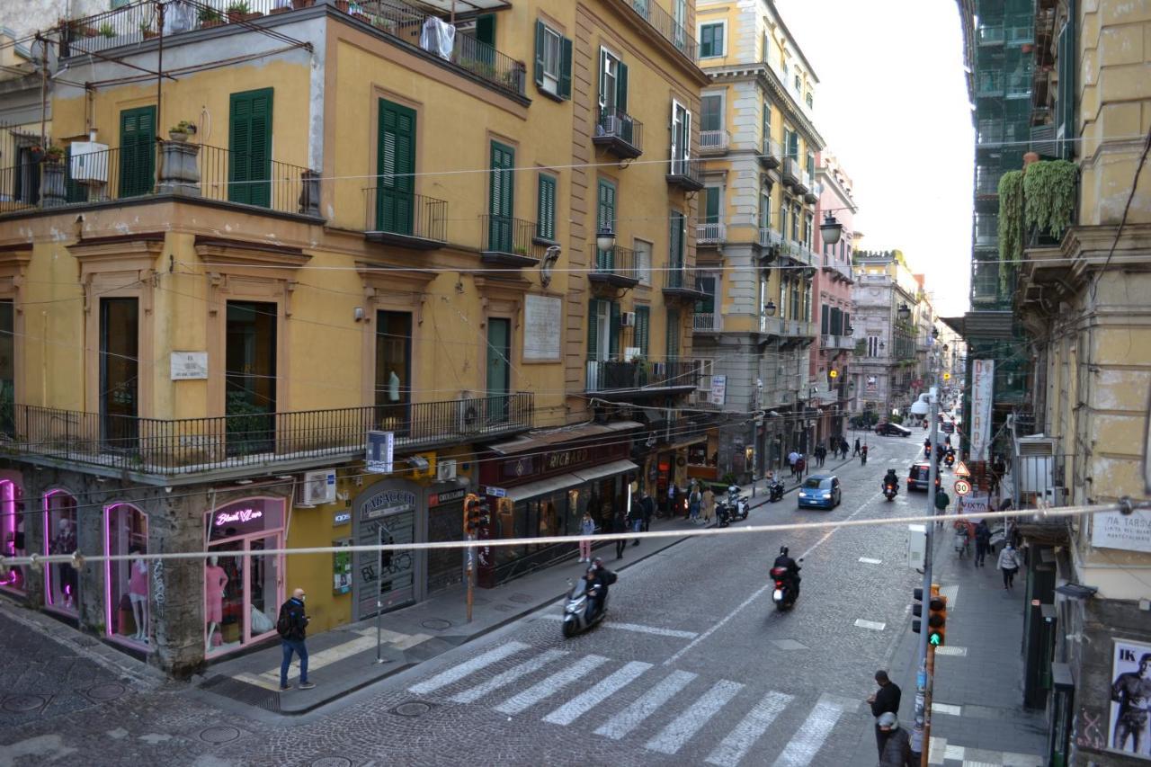 questo rinascimento CASA AUDREY Napoli Esterno foto