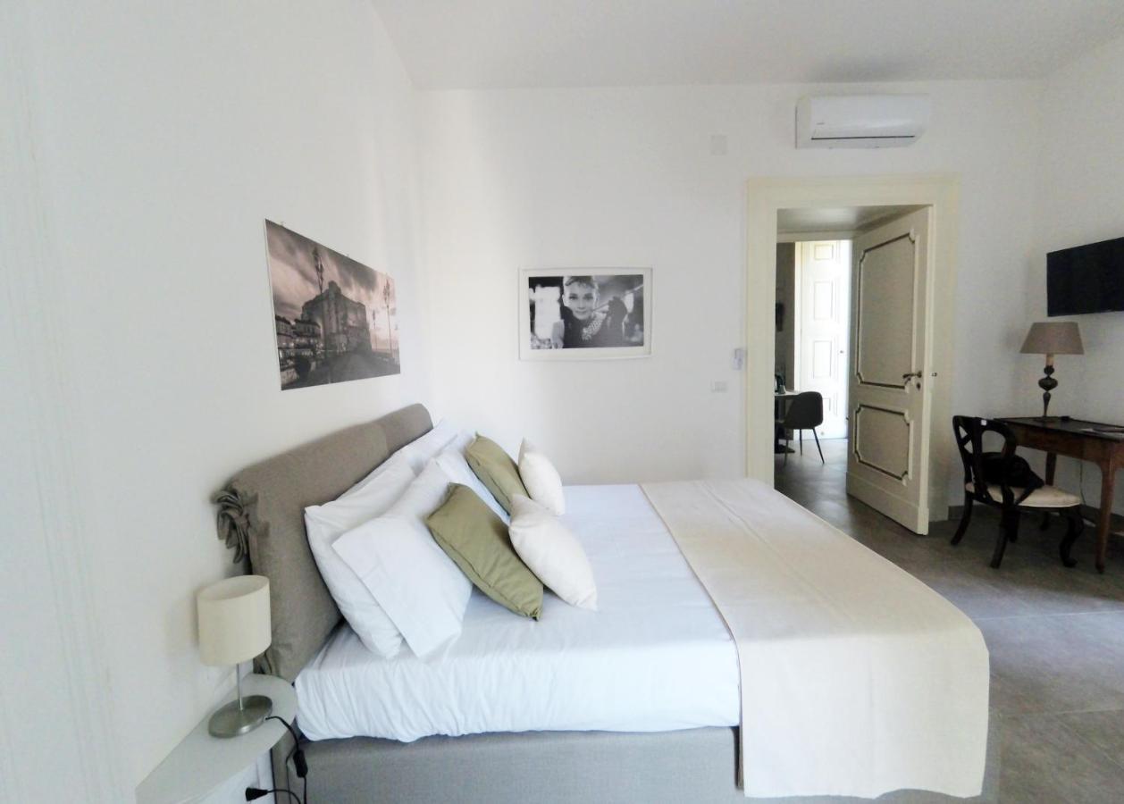 questo rinascimento CASA AUDREY Napoli Esterno foto